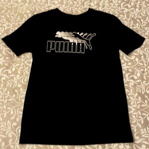 Black Puma tee Size YM